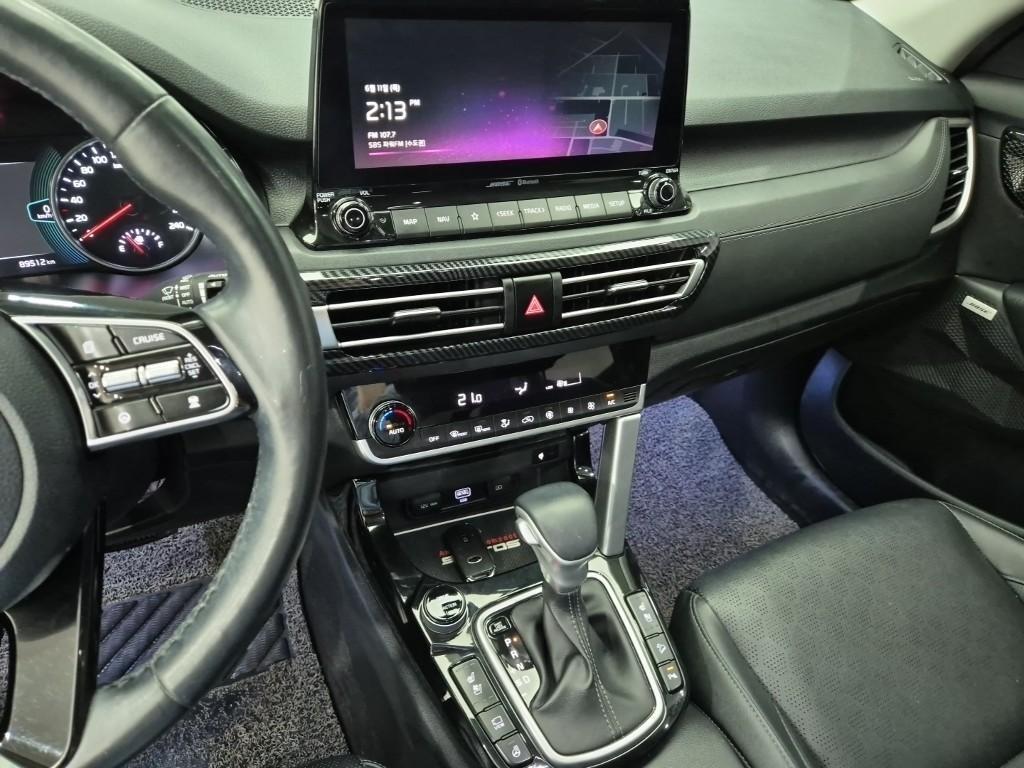 KIA Seltos - Vista 10