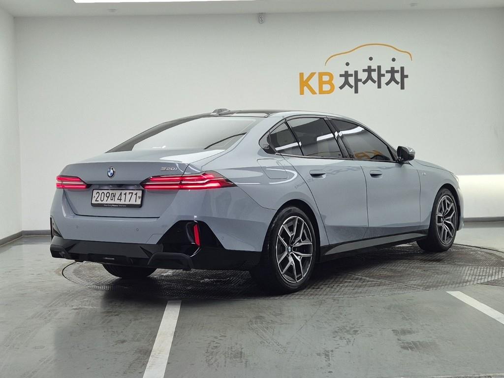BMW 5 Series - Vista 6
