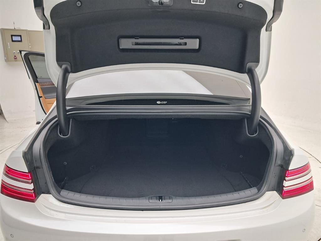 Genesis G80 2022 Blanco - Importación desde Corea - HF Imports Iquique - Foto 18