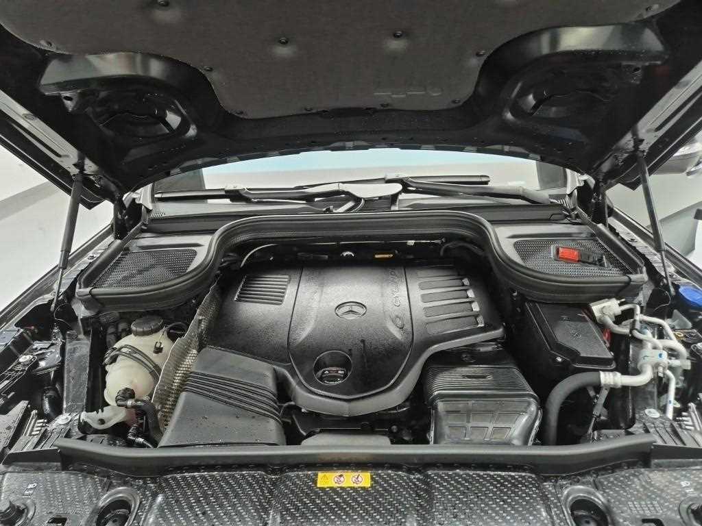 Mercedes Benz GLS Class - Vista 7