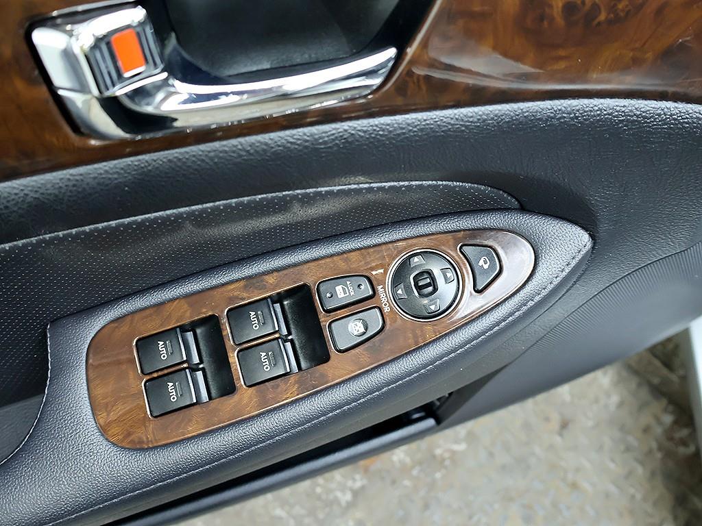 HYUNDAI Genesis 2009 Gris - Importación desde Corea - HF Imports Iquique - Foto 15