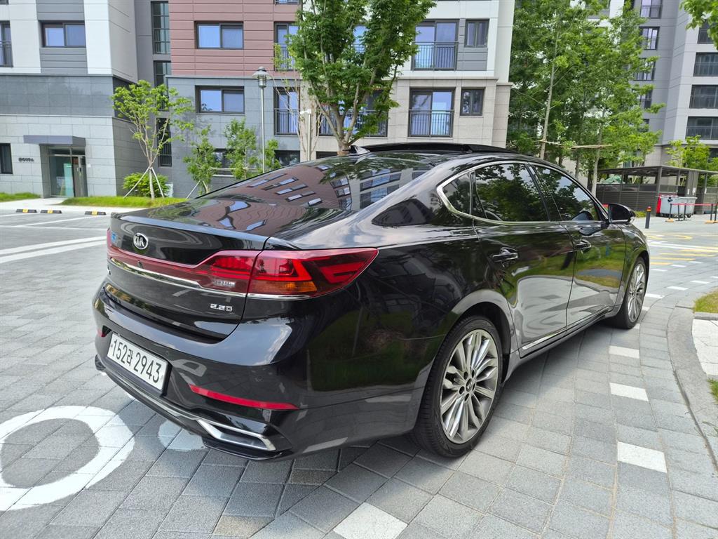 KIA K7 - Vista 3