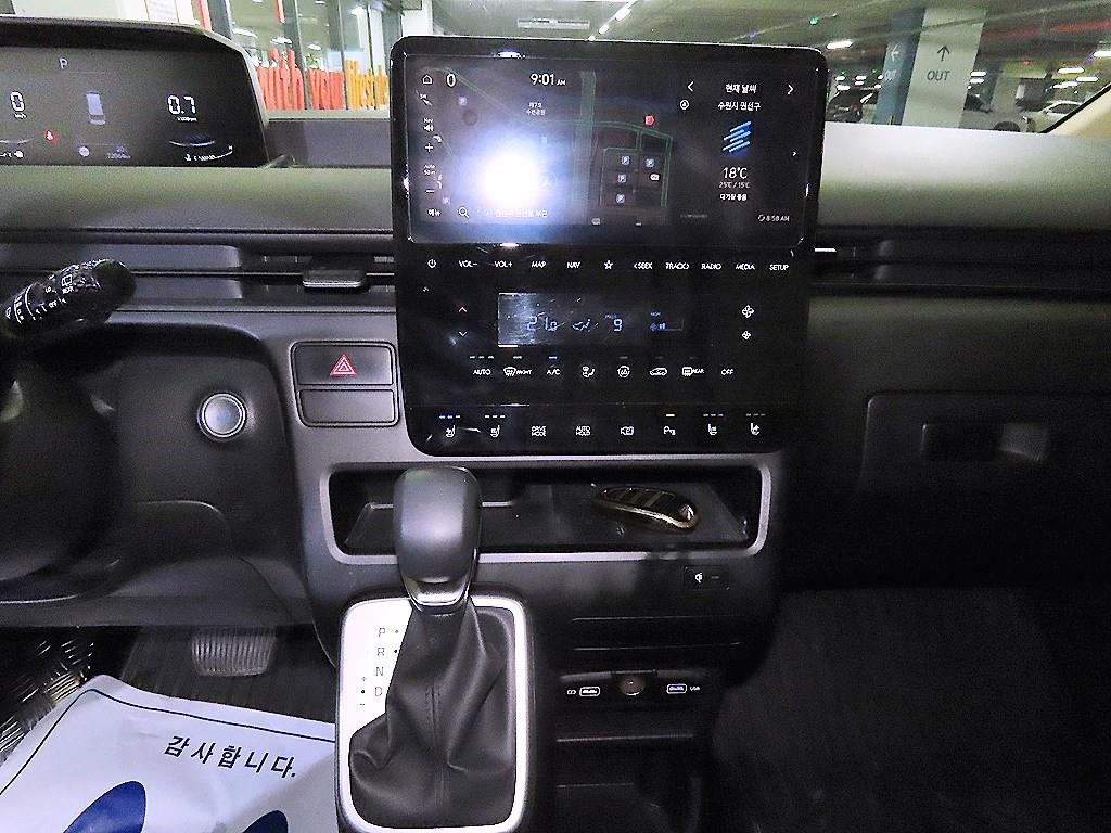 HYUNDAI Staria - Vista 12