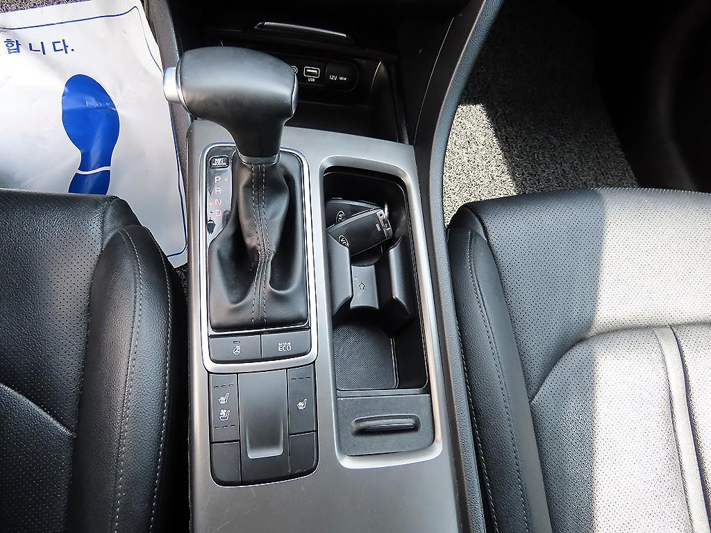 KIA K5 - Vista 10