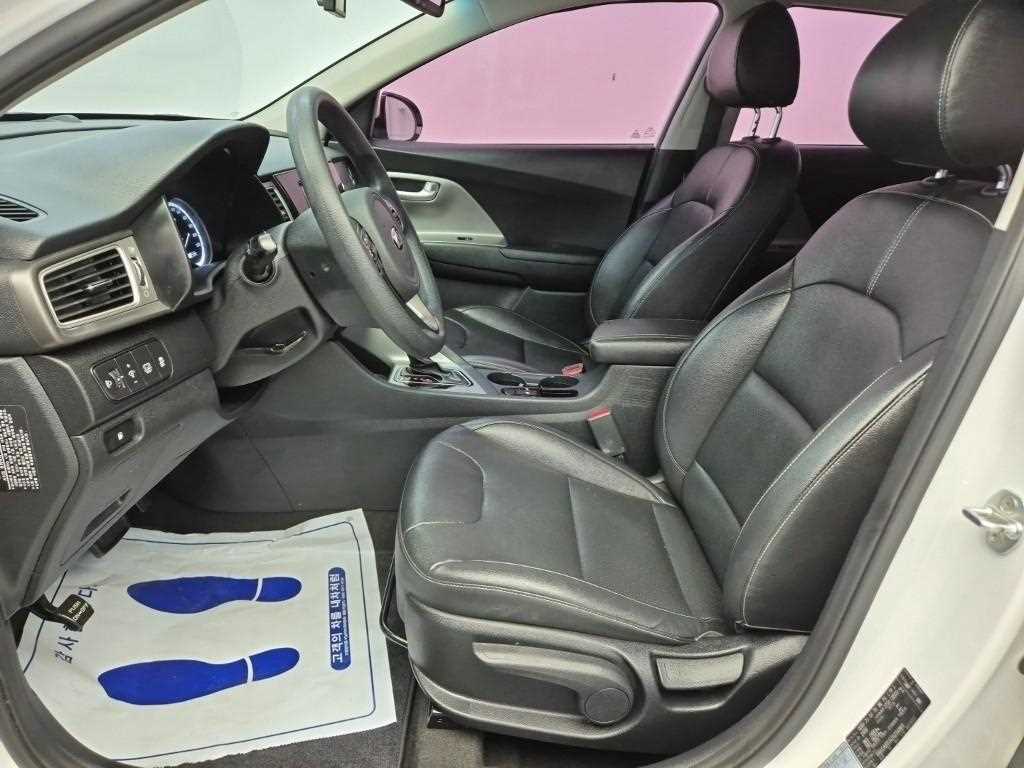 KIA Niro - Vista 11