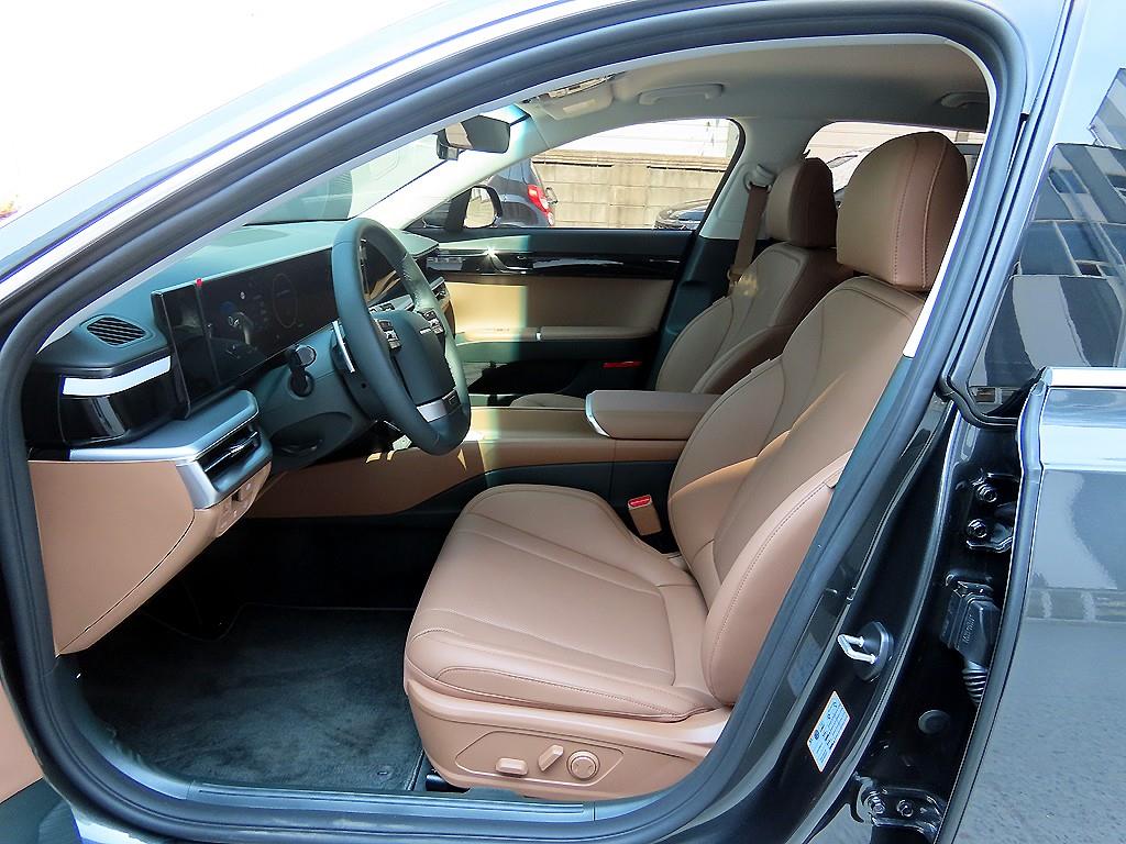 HYUNDAI Grandeur - Vista 5