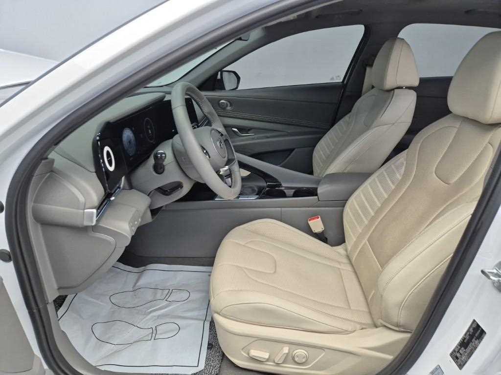 HYUNDAI Avante 2023 Blanco - Importación desde Corea - HF Imports Iquique - Foto 13