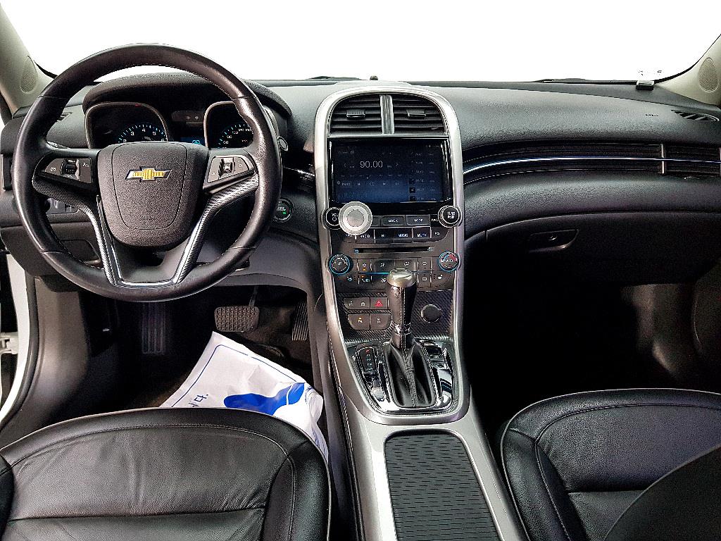 Chevrolet Malibu - Vista 5