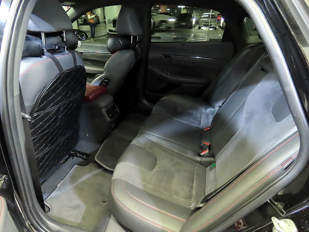 HYUNDAI Sonata - Vista 9
