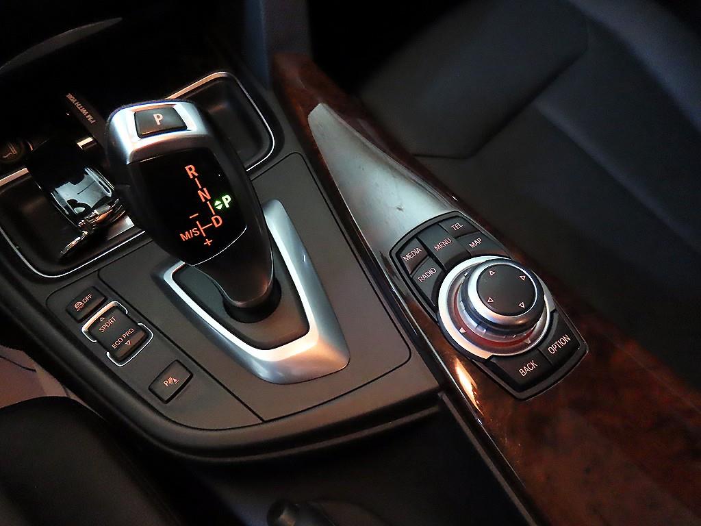 BMW 3 series 2012 Blanco - Importación desde Corea - HF Imports Iquique - Foto 14