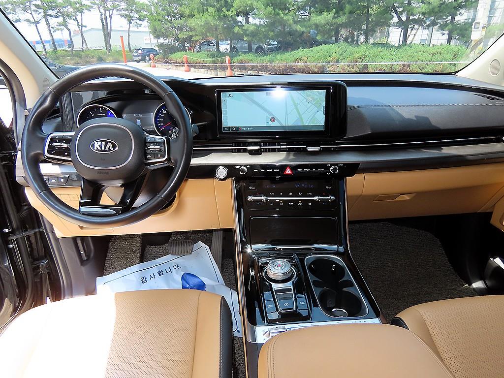 KIA Carnival - Vista 7
