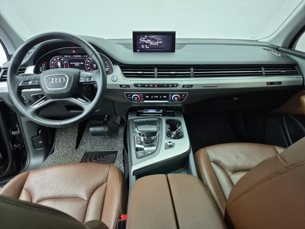 Audi Q7 - Vista 7