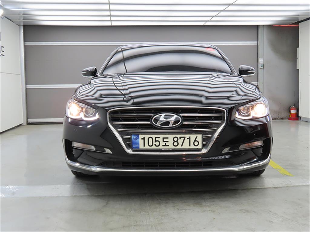 HYUNDAI Grandeur - Vista 2