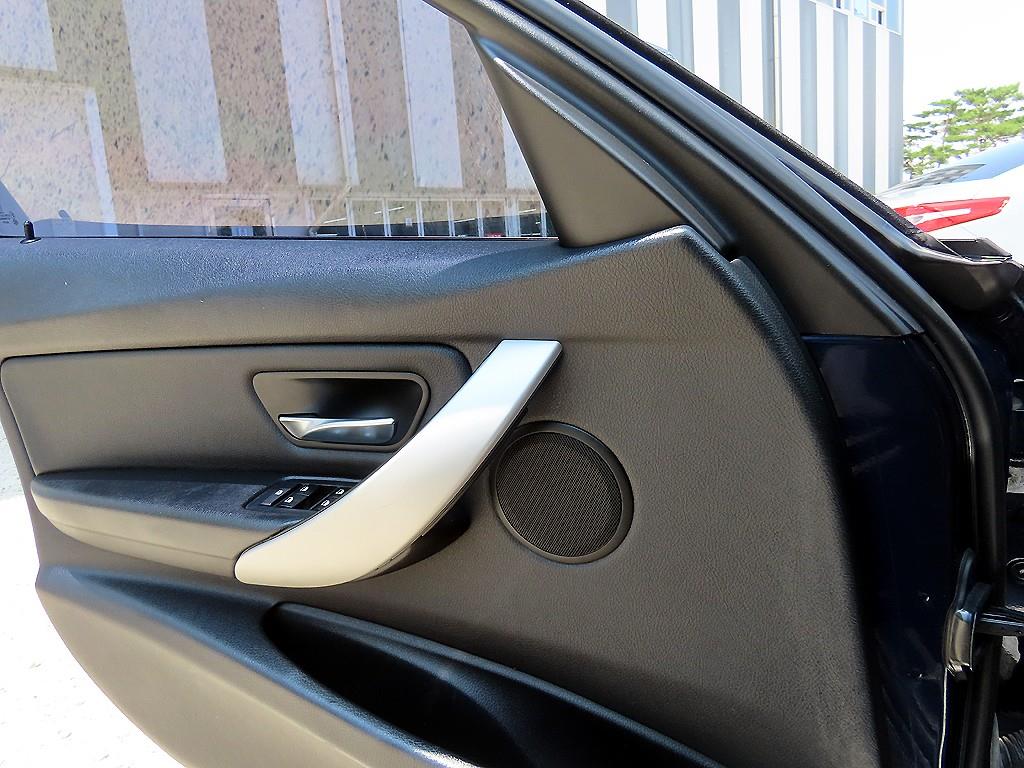 BMW 3 series - Vista 11