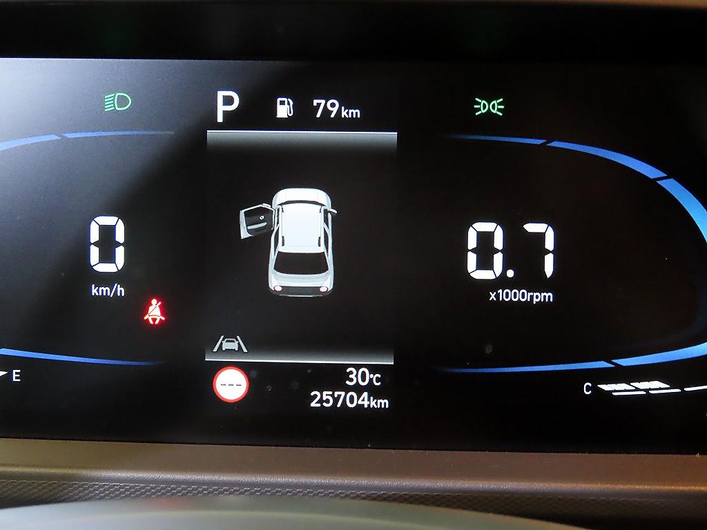 HYUNDAI Casper - Vista 11