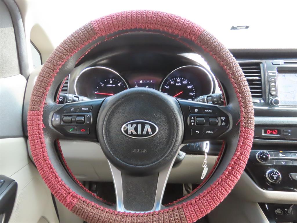 KIA Carnival 2016 Plateado - Importación desde Corea - HF Imports Iquique - Foto 11