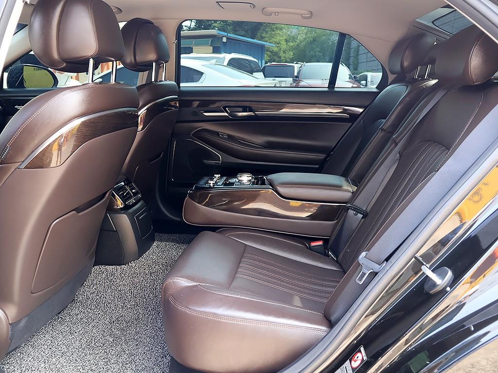 Genesis EQ900 2017 Negro - Importación desde Corea - HF Imports Iquique - Foto 14