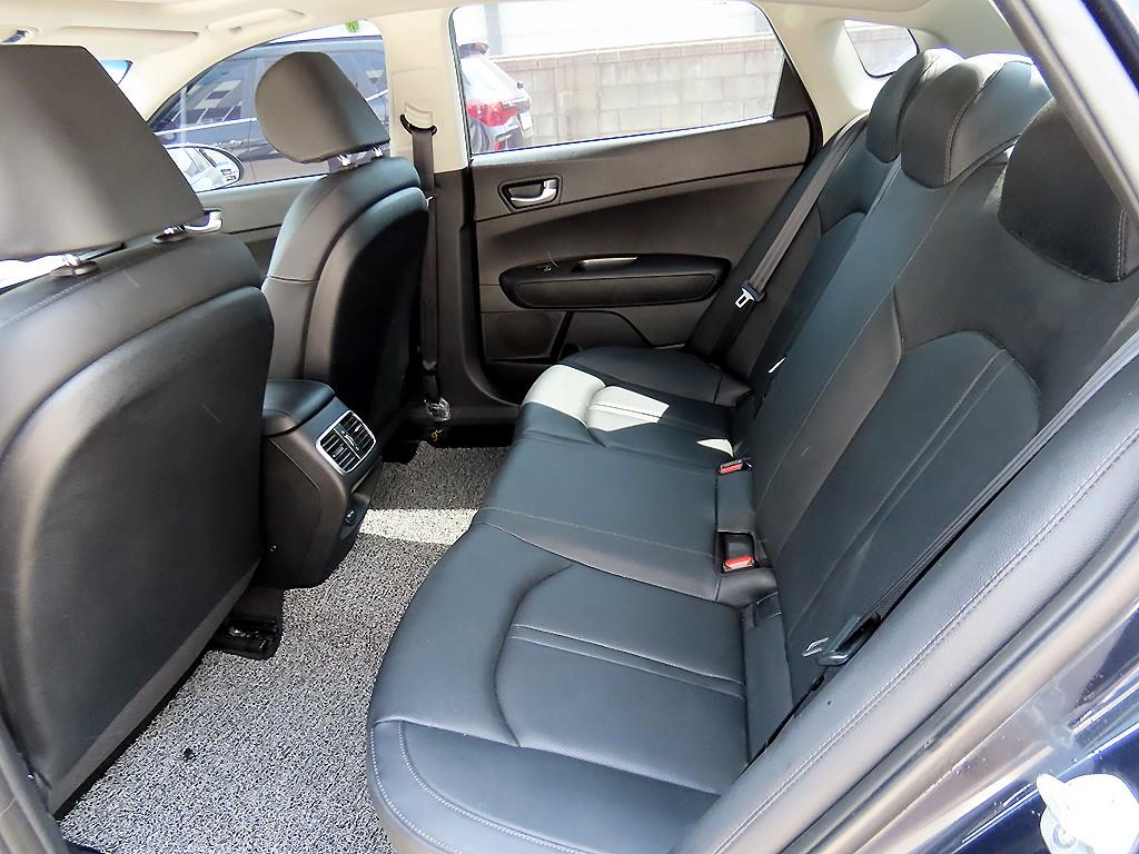 KIA K5 - Vista 6