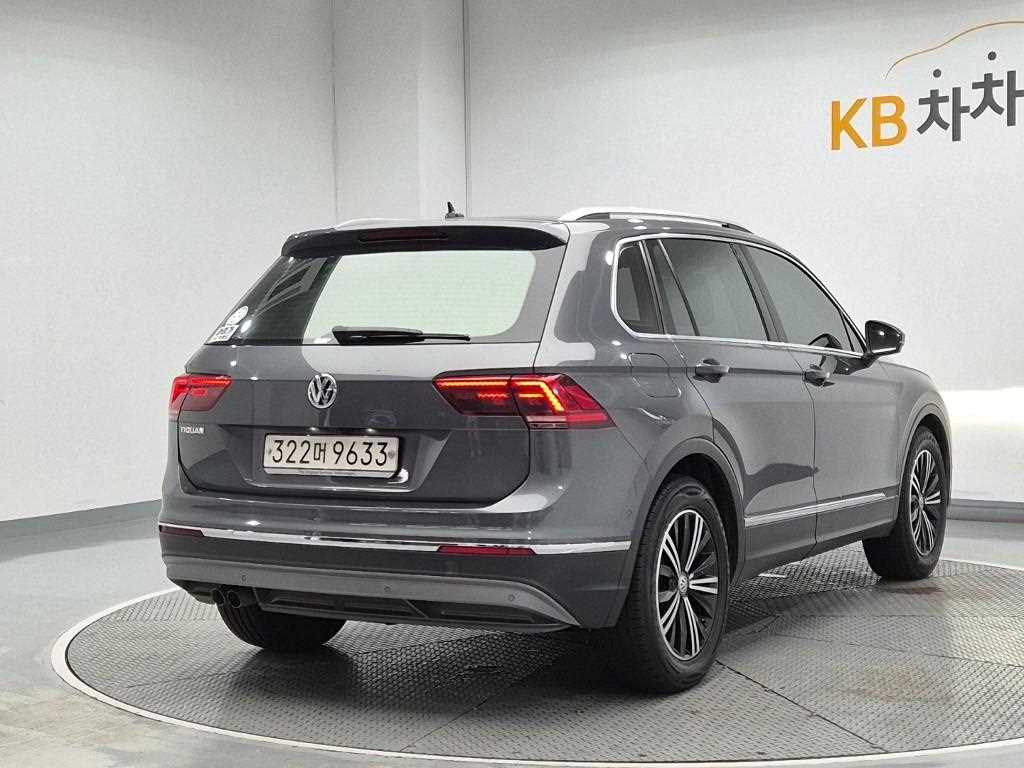 Volkswagen Tiguan - Vista 3