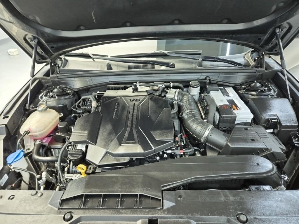 KIA K8 - Vista 7
