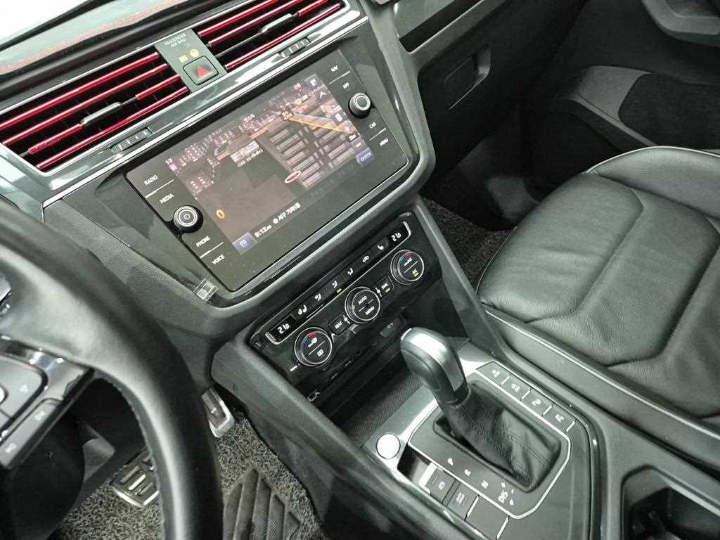 Volkswagen Tiguan - Vista 10