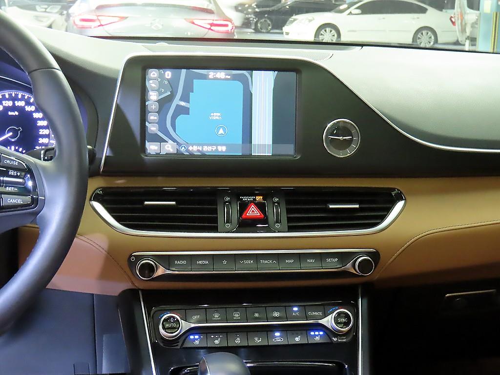 HYUNDAI Grandeur - Vista 11