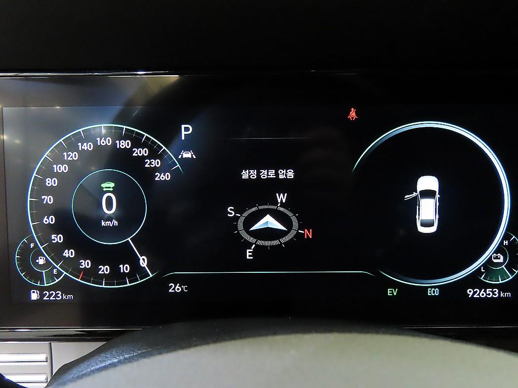 HYUNDAI Grandeur - Vista 9