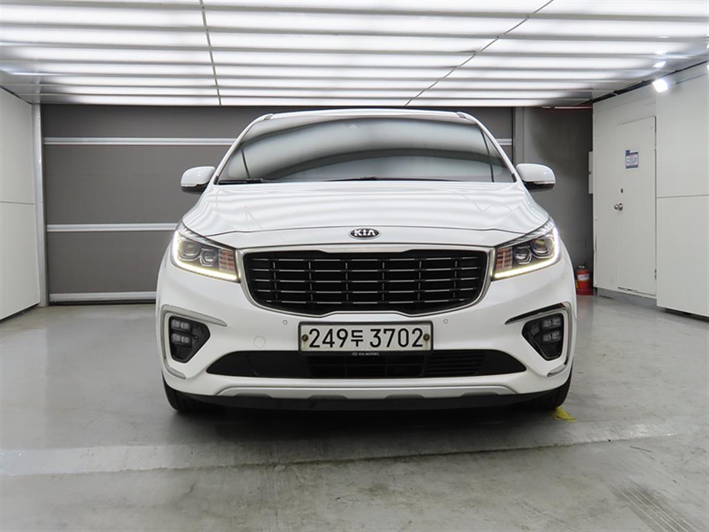 KIA Carnival - Vista 2