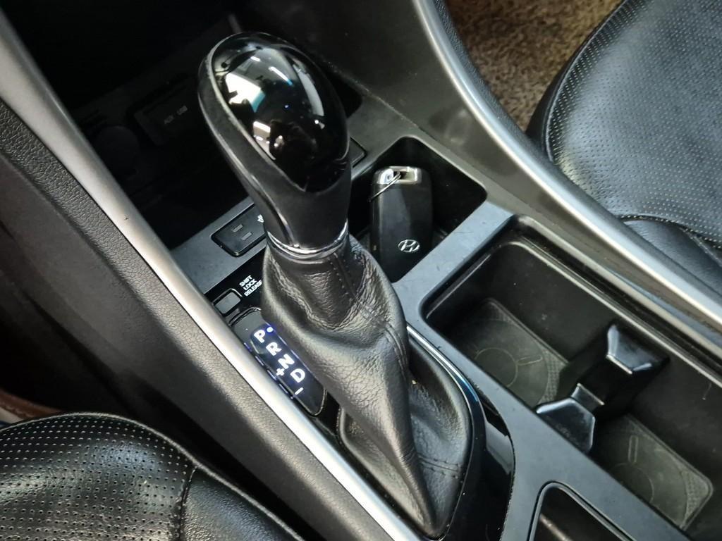 HYUNDAI Sonata - Vista 10