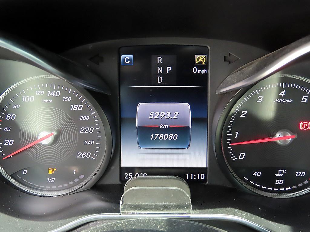 Mercedes Benz C Class - Vista 11