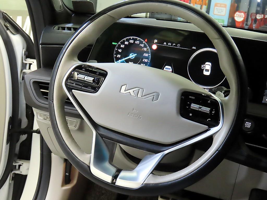 KIA K8 - Vista 12