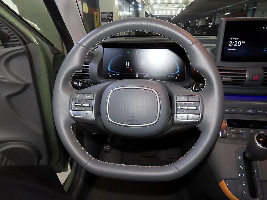 HYUNDAI Casper - Vista 10