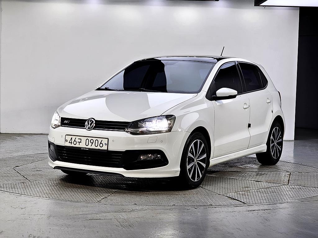 Volkswagen polo 2016 Blanco - Importación desde Corea - HF Imports Iquique - Foto 1
