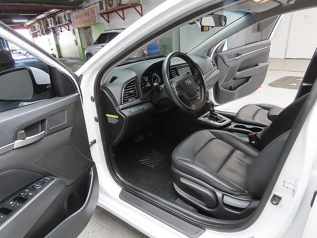 HYUNDAI Avante 2016 Blanco - Importación desde Corea - HF Imports Iquique - Foto 12
