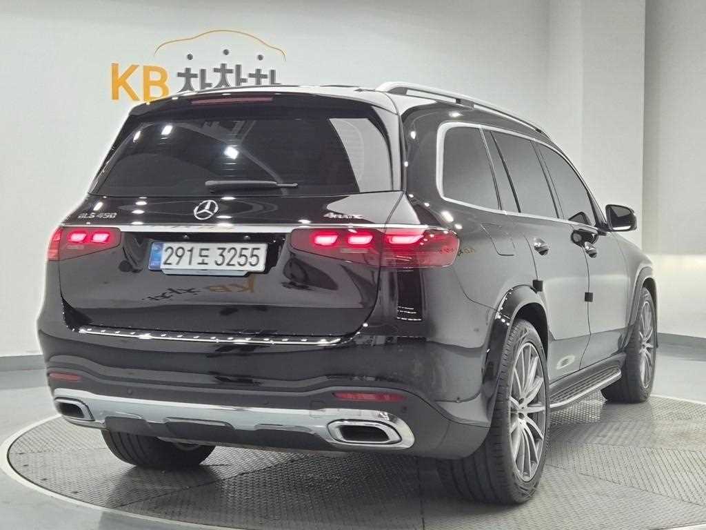 Mercedes Benz GLS Class - Vista 3