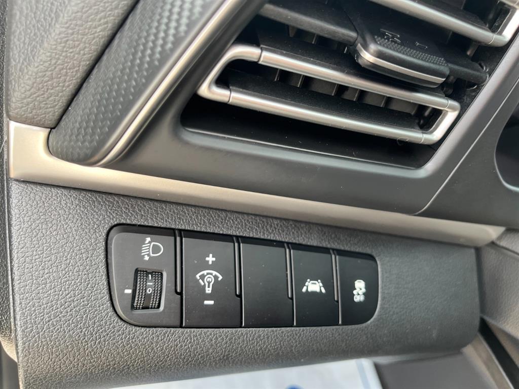 HYUNDAI Avante 2019 Blanco - Importación desde Corea - HF Imports Iquique - Foto 16