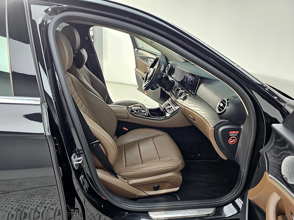 Mercedes Benz E class 2019 Negro - Importación desde Corea - HF Imports Iquique - Foto 13