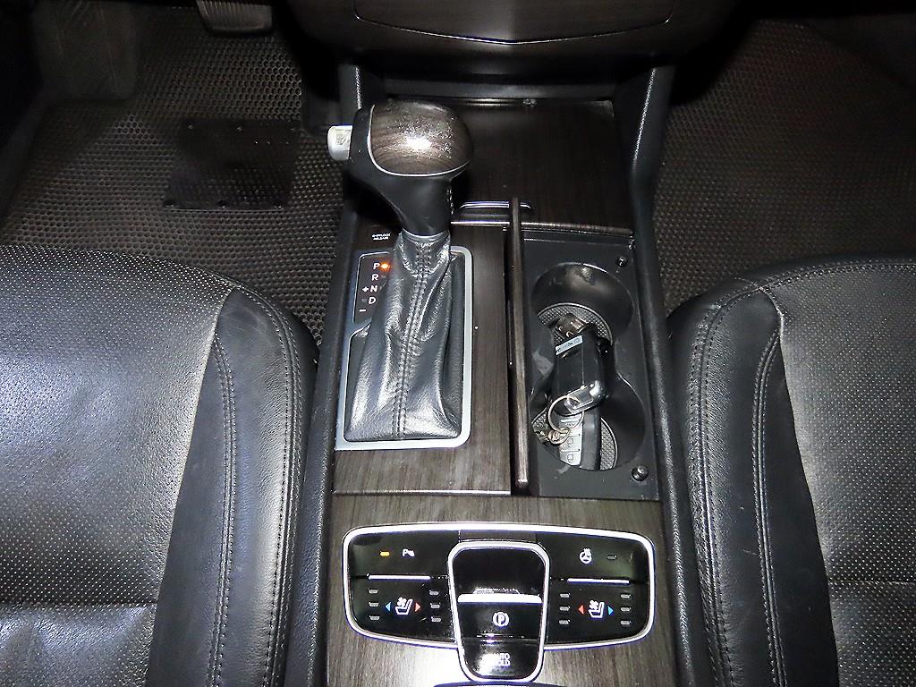 KIA K7 - Vista 12