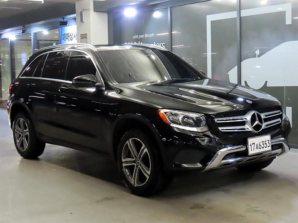 Mercedes Benz GLC Class 2019 Negro - Importación desde Corea - HF Imports Iquique - Foto 1