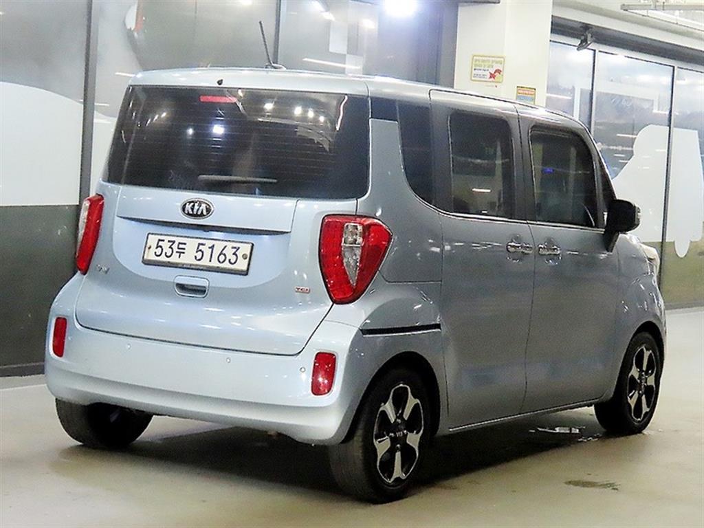 KIA Ray - Vista 4