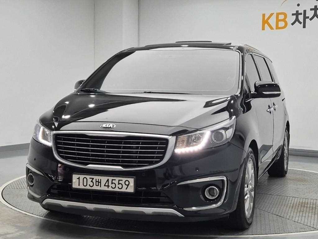 KIA Carnival 2016 Negro - Importación desde Corea - HF Imports Iquique - Foto 1