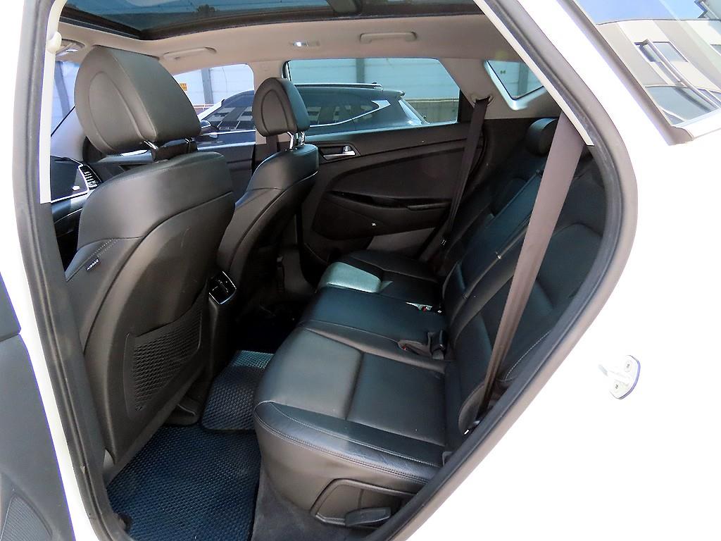 HYUNDAI Tucson - Vista 6