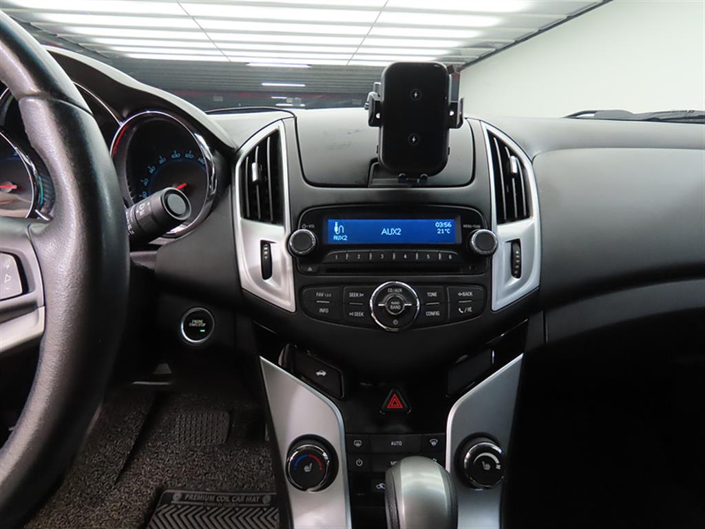 Chevrolet Cruise 2015 Blanco - Importación desde Corea - HF Imports Iquique - Foto 14