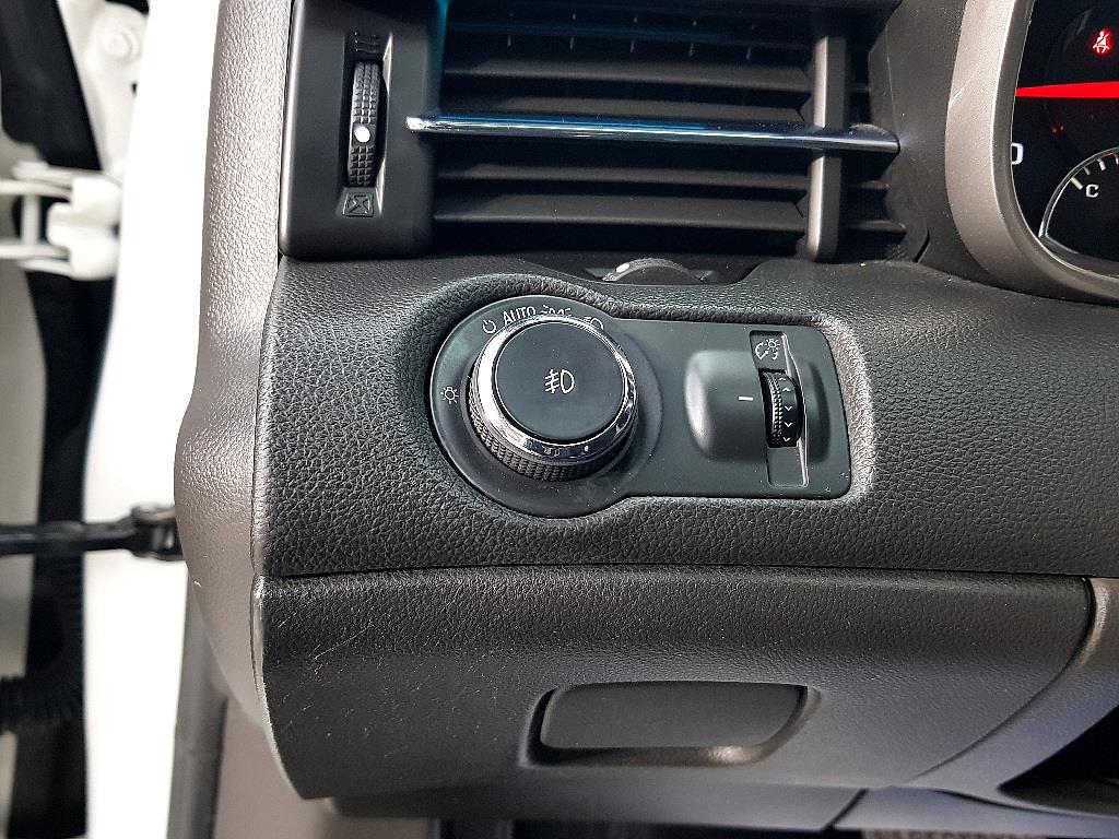 Chevrolet Malibu - Vista 11
