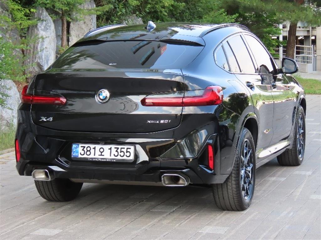 BMW X4 - Vista 3