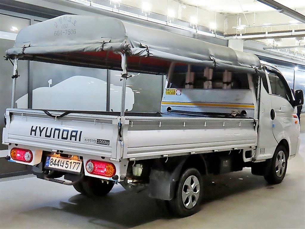 Small Truck Cargo (small) - Vista 4