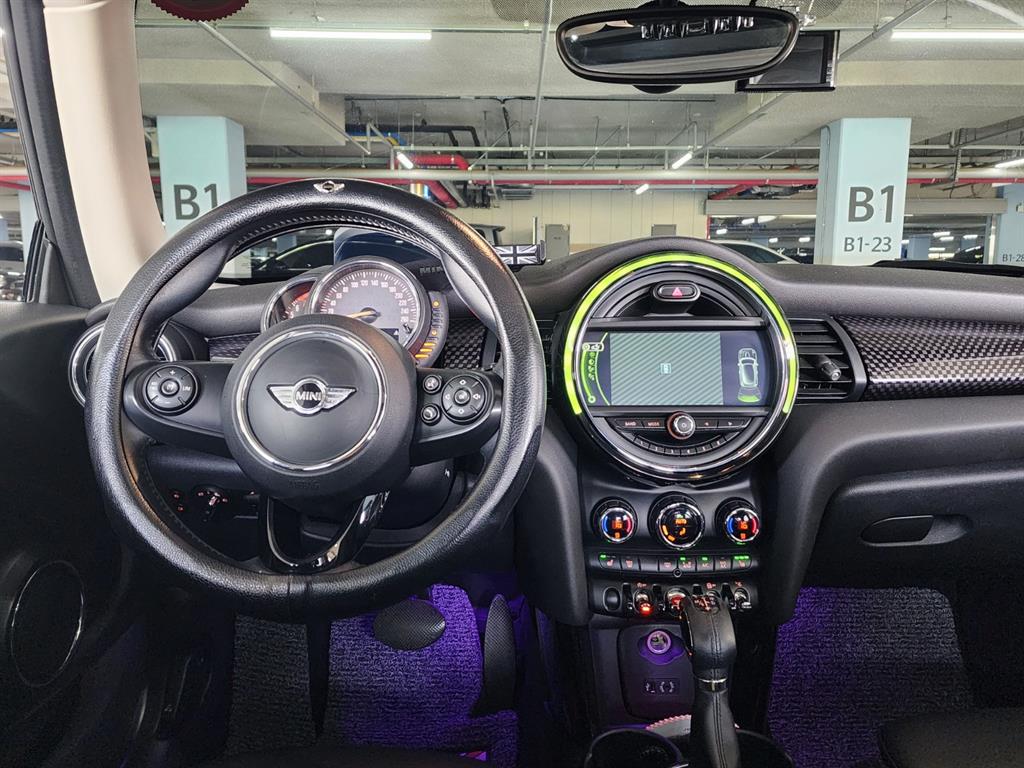Mini Cooper - Vista 5