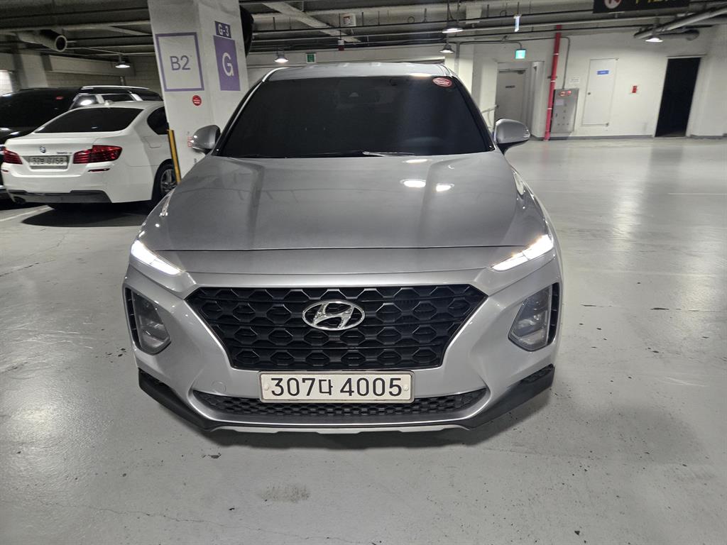 HYUNDAI Santa Fe - Vista 2