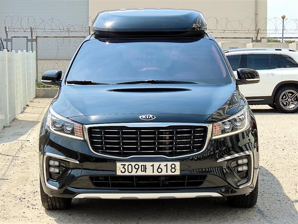 KIA Carnival 2019 Negro - Importación desde Corea - HF Imports Iquique - Foto 1