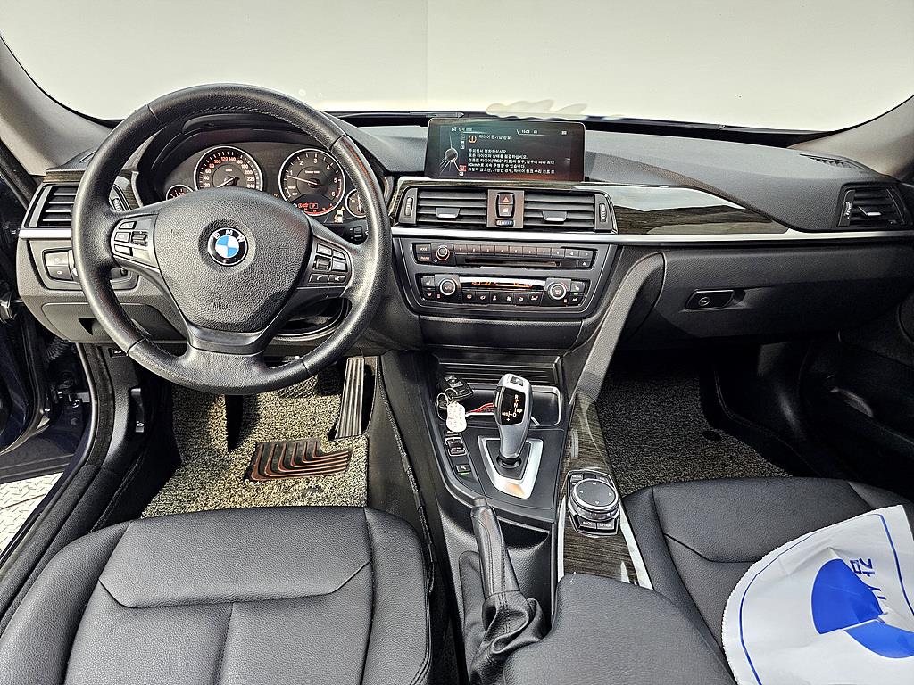 BMW Gran Turismo - Vista 7